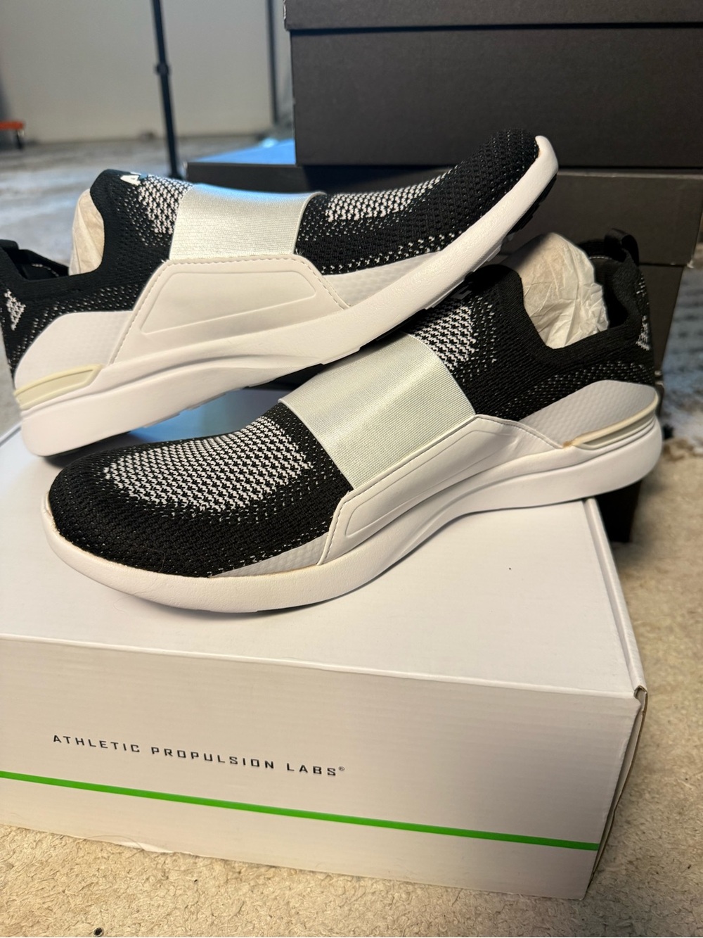 APL Men's TechLoom Bliss Sneakers in White & Black